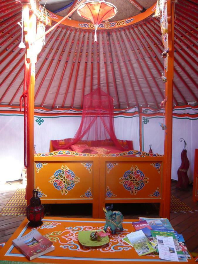 Bed and Breakfast Au Soleil Mongol Sorède Exteriér fotografie